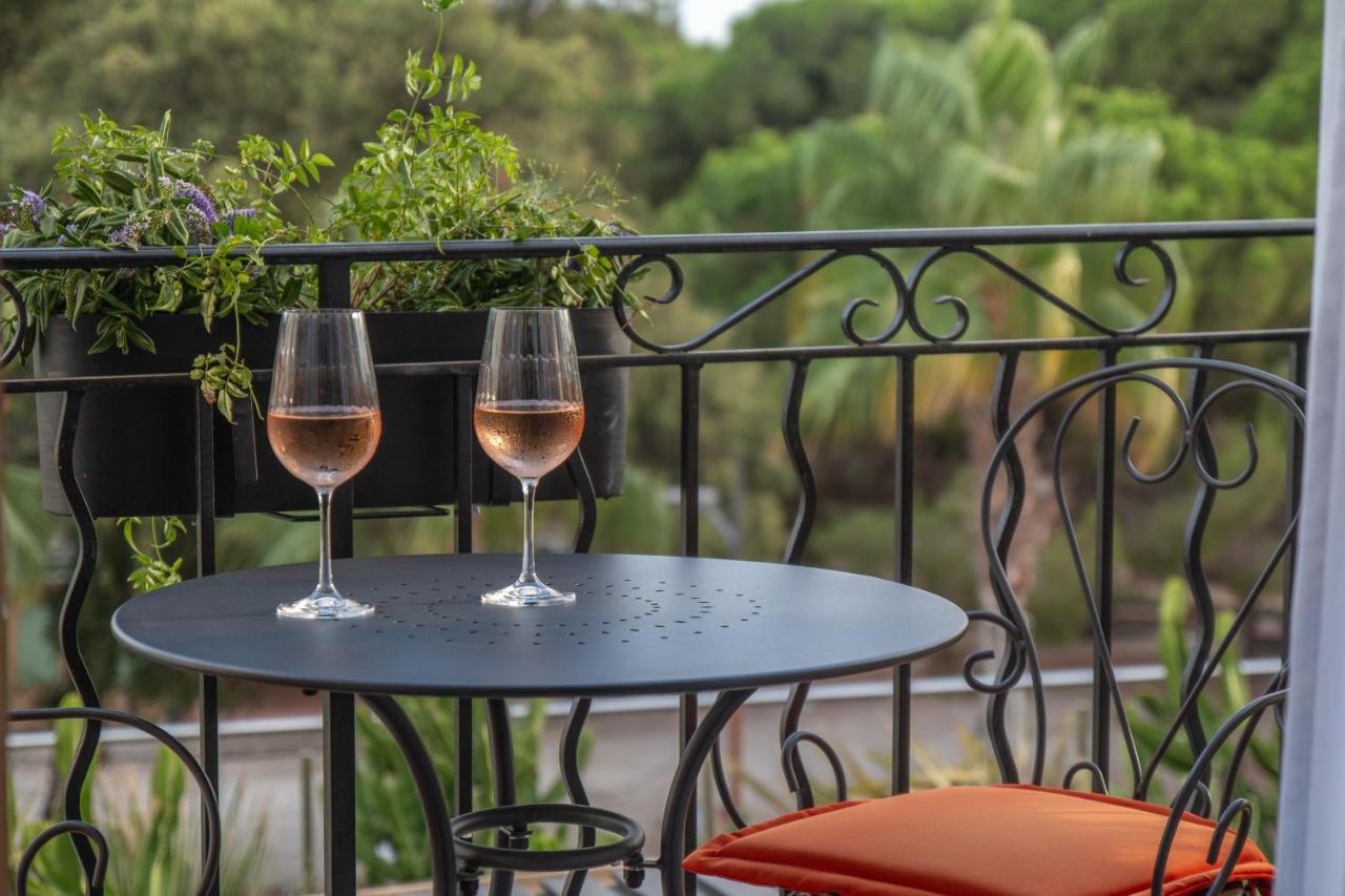 Unique Boutique Hotel Antibes Juan-Les-Pins מראה חיצוני תמונה