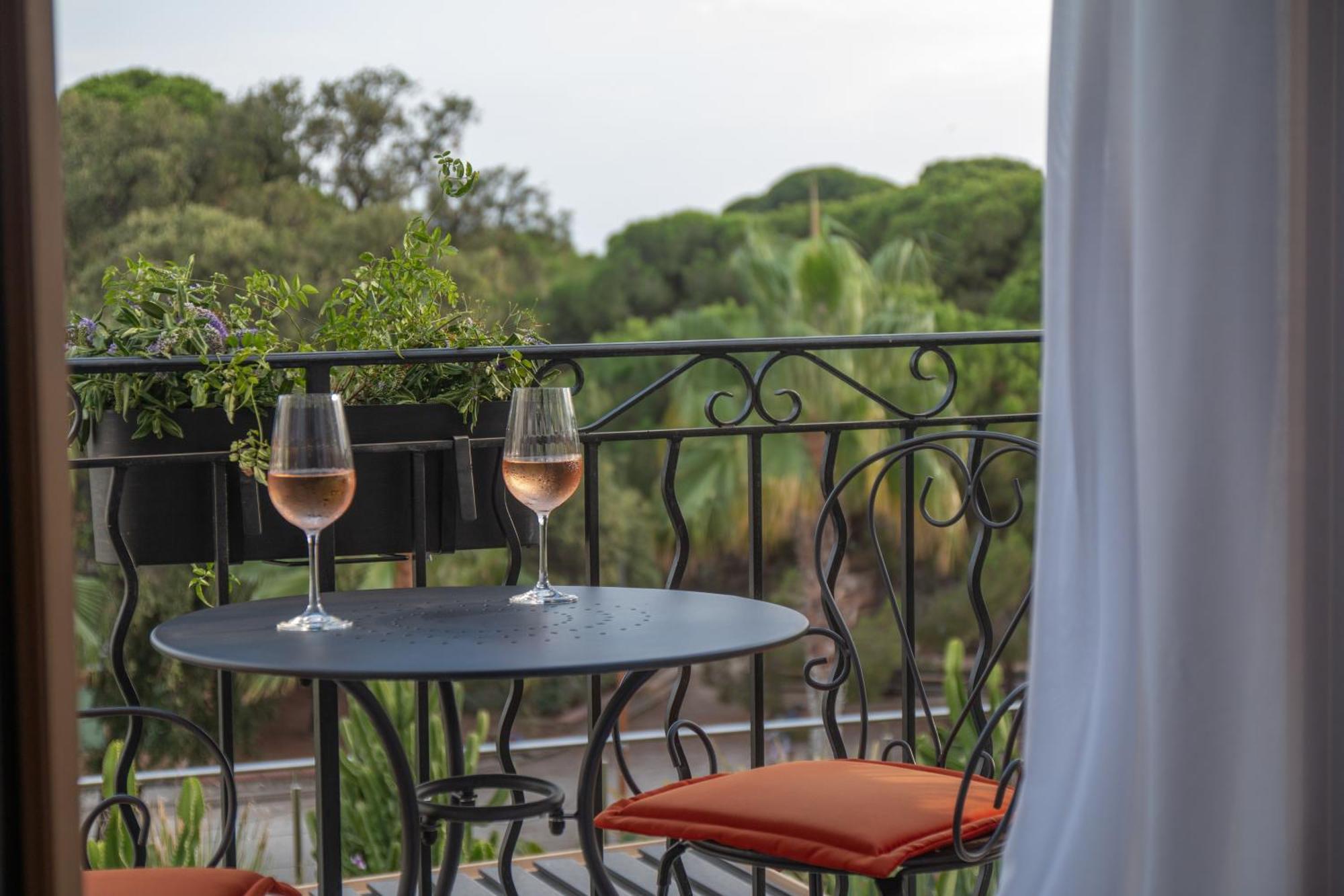 Unique Boutique Hotel Antibes Juan-Les-Pins מראה חיצוני תמונה